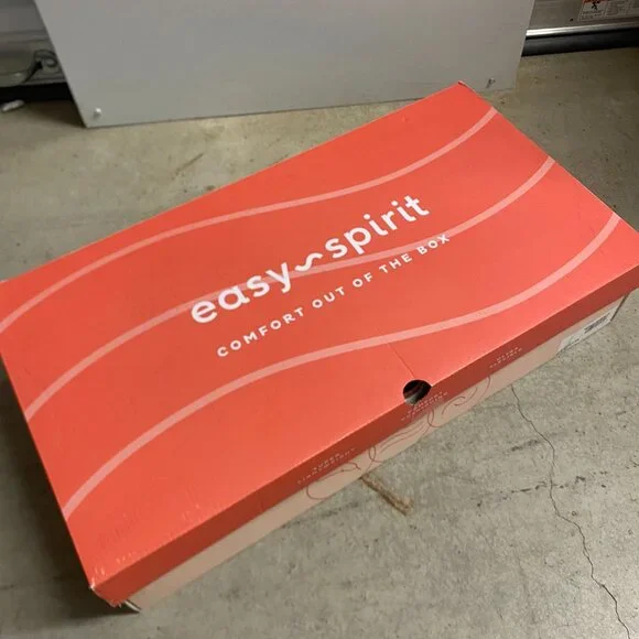 [NEW IN BOX] Easy Spirit Women Loretta Riding Boots Medium Brown Leather 8.5 - Picture 9 of 9